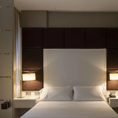Hotell Smy 4*