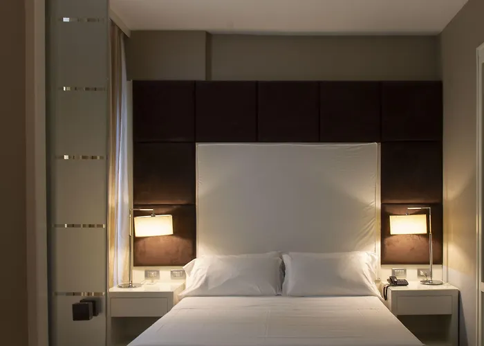 Hotell Smy 4*