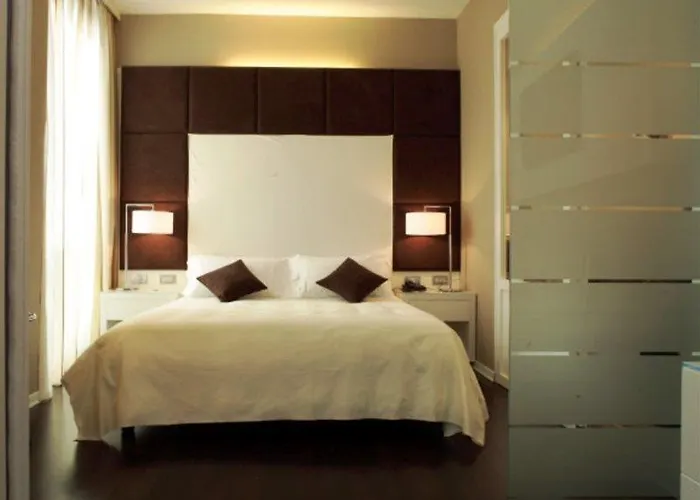 Hotell Smy 4*