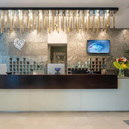 Hotel Smy