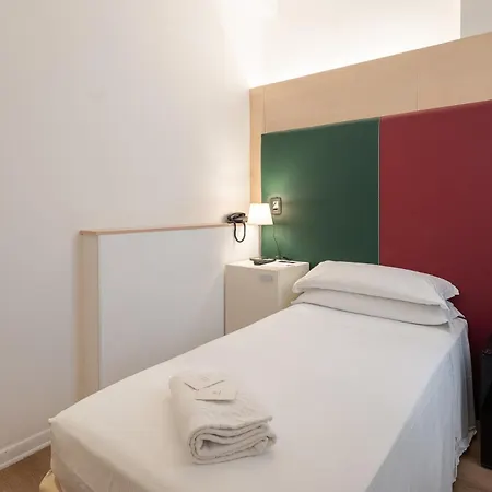 Hotel Smy 4*
