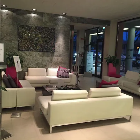 Smy Hotel 4*