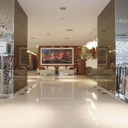 Отель Smy 4*